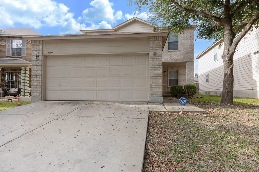 2527 Butterfly Bay, San Antonio TX 78245 property image