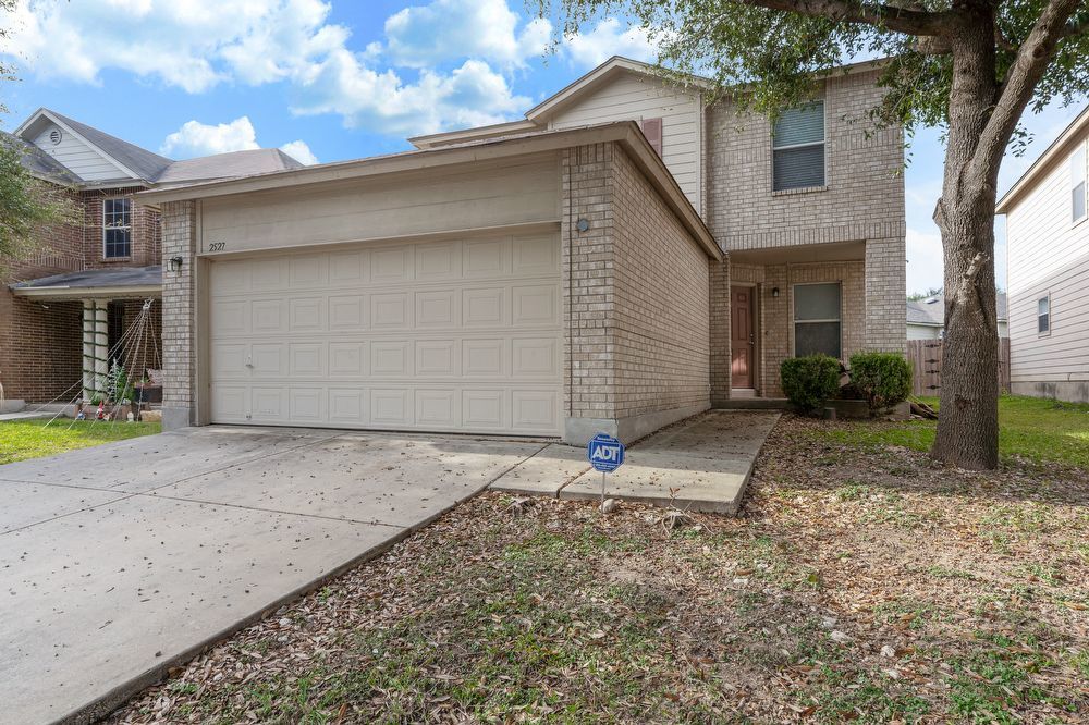 2527 Butterfly Bay, San Antonio TX 78245 property image