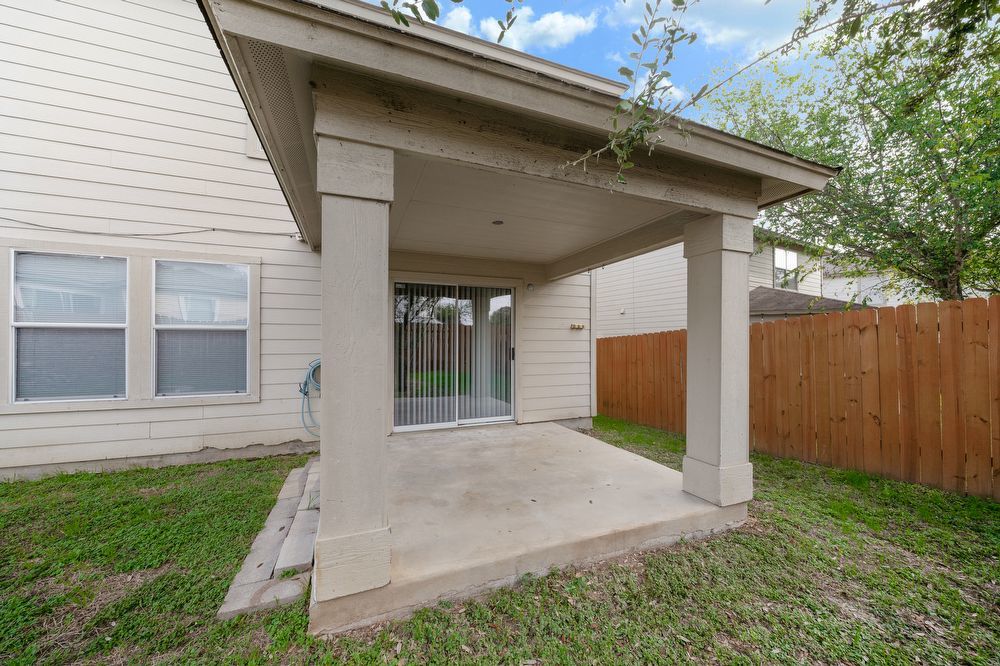 2527 Butterfly Bay, San Antonio TX 78245 property image